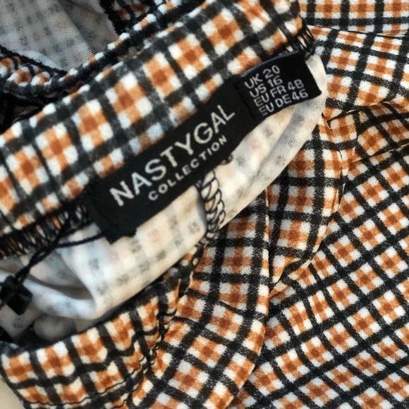 ✨Checkered Flared Pants ✨ - Picture 3 of 5